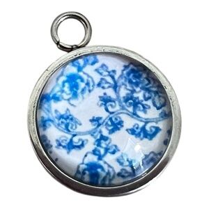 NEW Blue & White Floral Design Pendant Charm